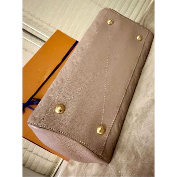 Louis Vuitton Montaigne Handbag Monogram Empreinte Leather MM - Picture 17 of 17